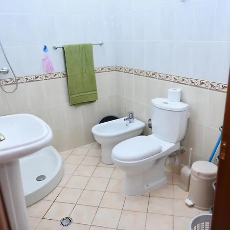 Albania Penthouse Escape Apartman *