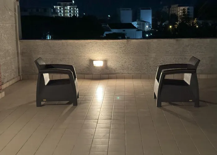 Albania Penthouse Escape 公寓 格勒姆