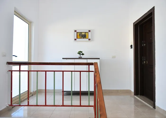 公寓 Albania Penthouse Escape