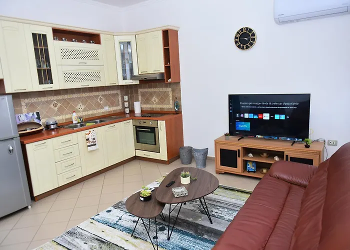 Albania Penthouse Escape * 格勒姆
